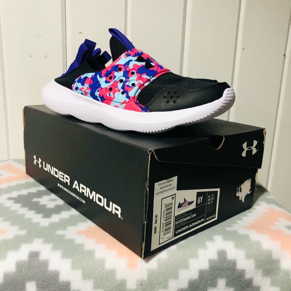 NWT UNDER ARMOUR BIG KIDS GGS RUNPLAY CAMO - BLACK CAMO - Picture 2 of 14